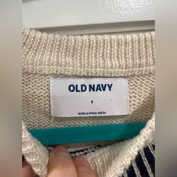 NWOT Fair Isle sweater in cream, black, pink, and green from Old Navy - Picture 2 of 6